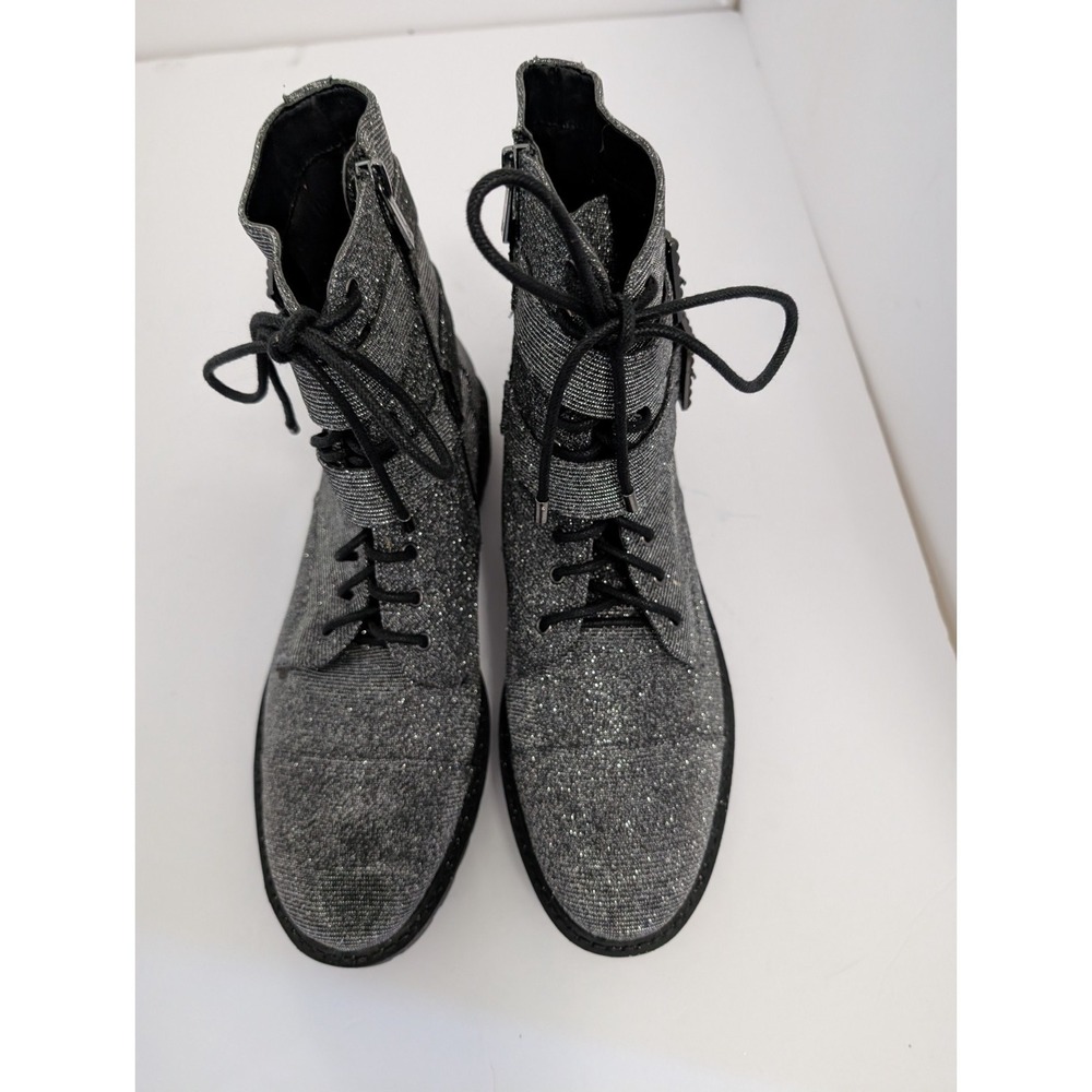 Jessica Simpson Women's Silver/Black Sparkle Boot Size 11M